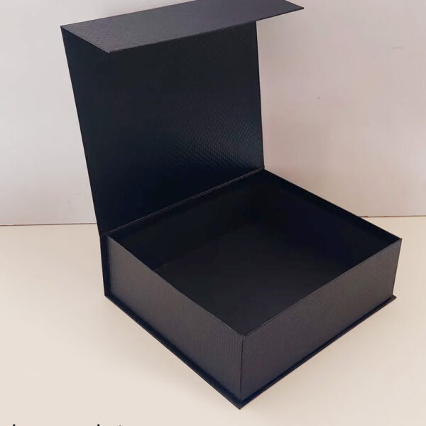 هارد باکس مگنتی سایز 32 در 29 ارتفاع 10.5