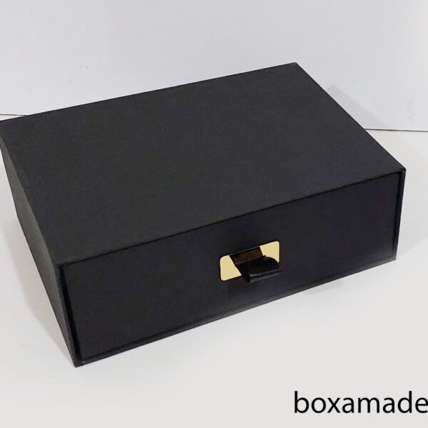 باکس کادویی مناسب عطر سایز 27 در 20